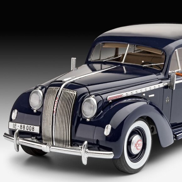 Revell 1:24 scale Luxury Class Car Admiral Saloon plastic model New in Box - Picture 7 of 16